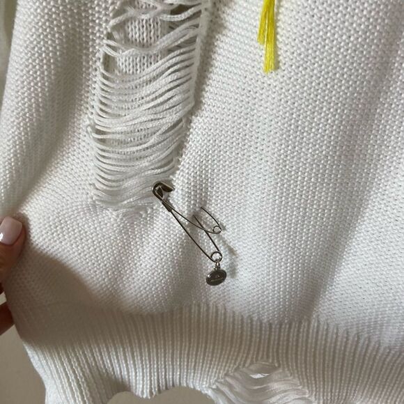 13De Marzo x Smiley Broken Suture Pin Knit White Dress SweaterCrew  Size S-L - Picture 14 of 16